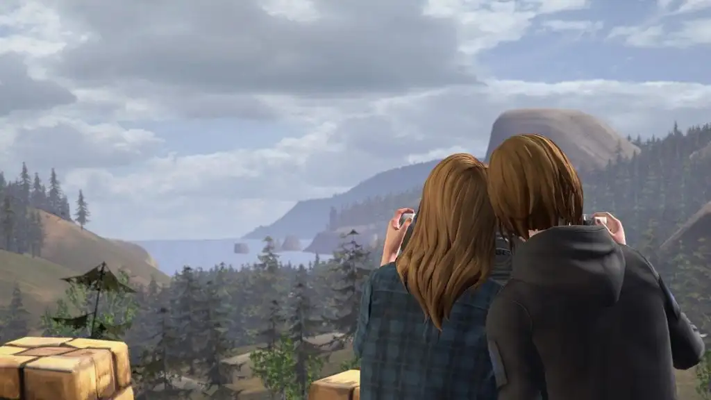 Rachel y Chloe disfrutan de las vistas en Before the Storm