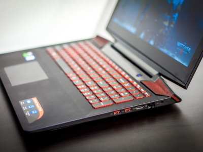 Lenovo Y700 15 Laptop Review 7