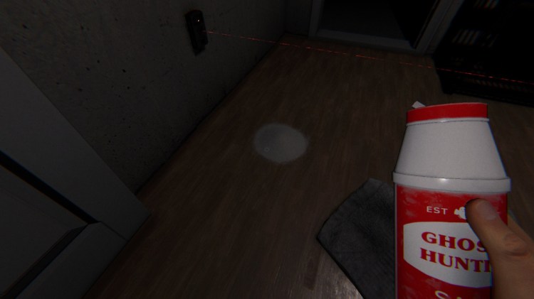 How to use salt in Phasmophobia