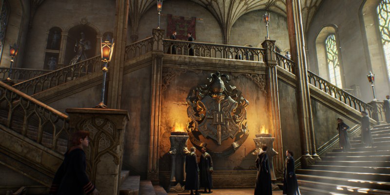 Hogwarts Students Standing By Staircases / Hogwarts Legacy Will Be Shown At Gamescom Opening Night Live 2022
