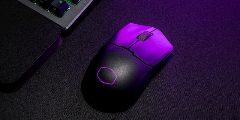 Cooler Master MM712 review gaming mouse rgb