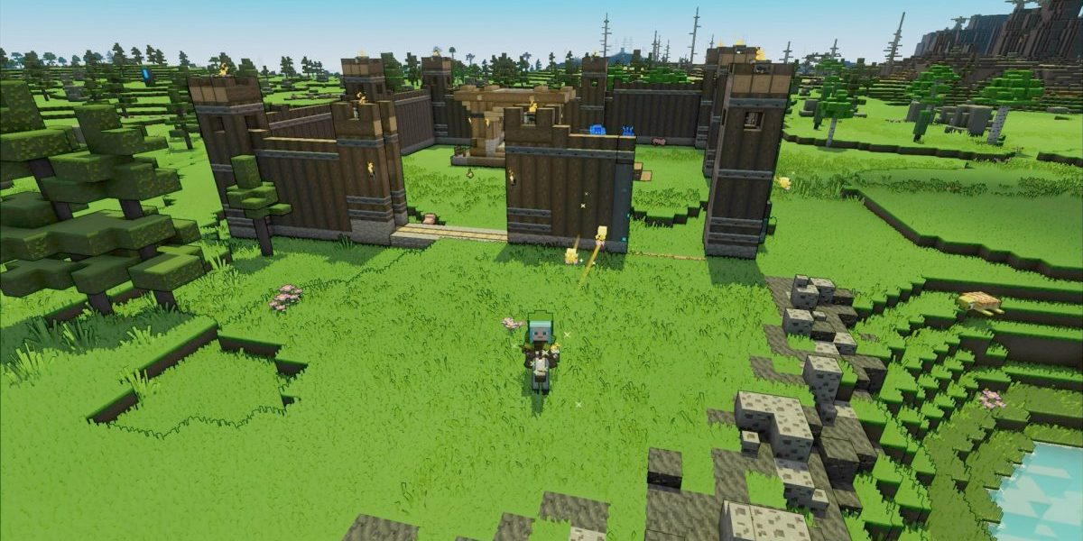 Minecraft Legends PvP release date base building featured