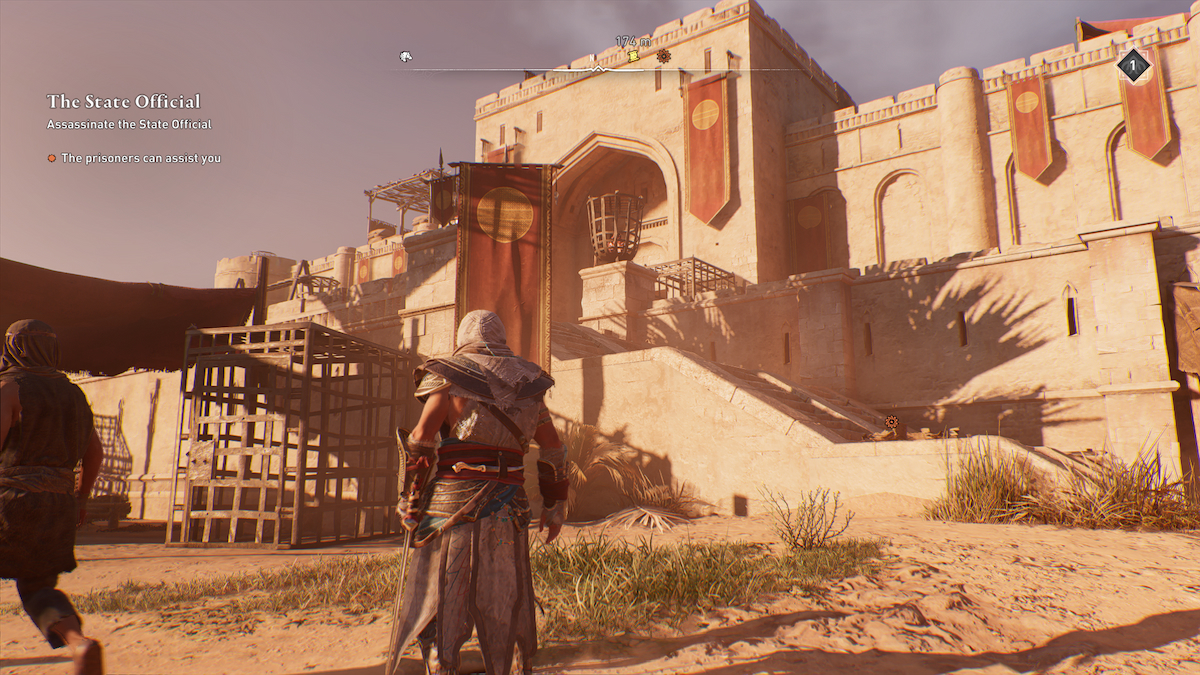 Assassins Creed Mirage Basim смотрит на здание