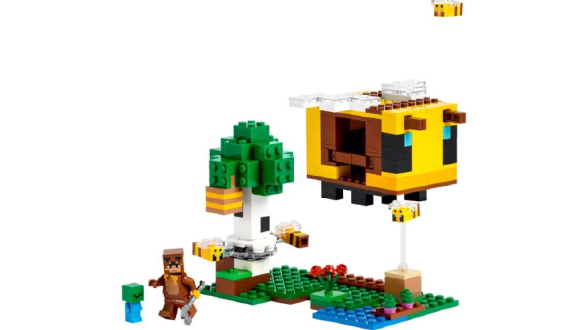 Best Lego Sets For The Gamer In Your Life Bee