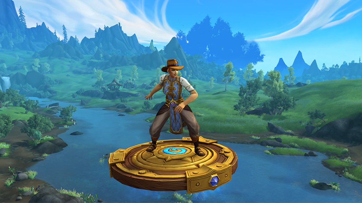 A World of Warcraft screenshot of a human riding the Compass Rose mount and wearing various Hearthstone 10th Anniversary reward items